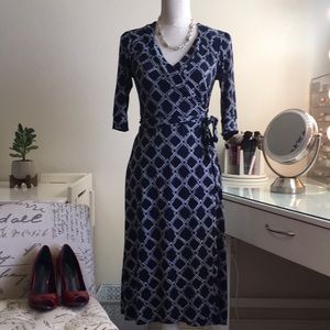 Merona blue and white faux wrap dress size small